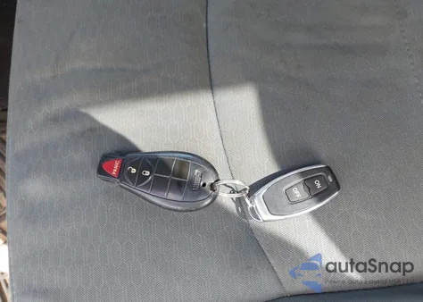 2013 Ram 1500 Tradesman из США, поврежденный, VIN 1C6RR6FG5DS665501